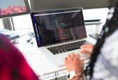 Laravel 11 Blog System App Project with Authentication