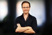 The Secrets of Confidence and Communication