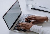 Learn how to build a lucrative blog